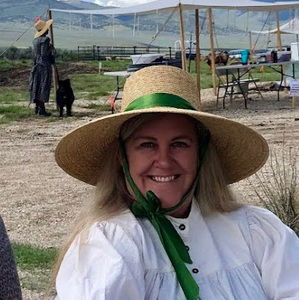 Meet your Posher, Leonie